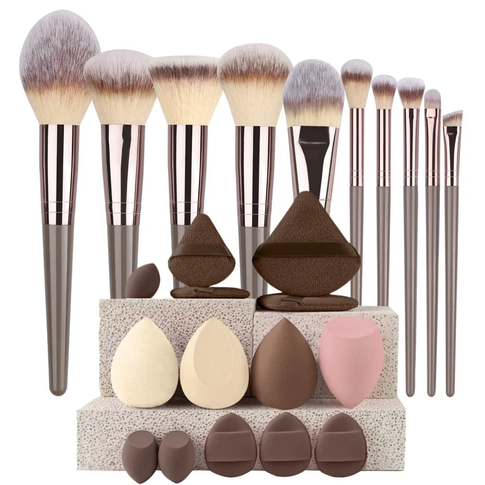 Makeup Brushes & Puff Set