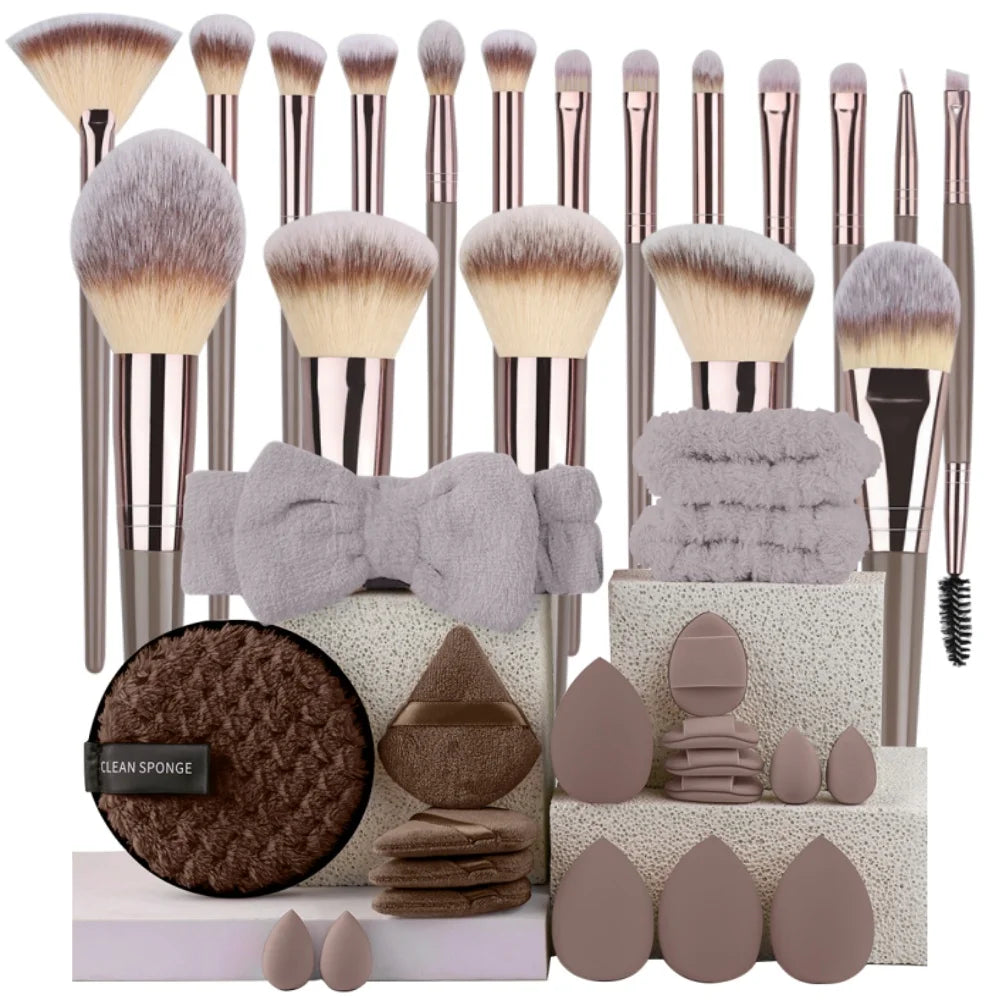 Makeup Brushes & Puff Set