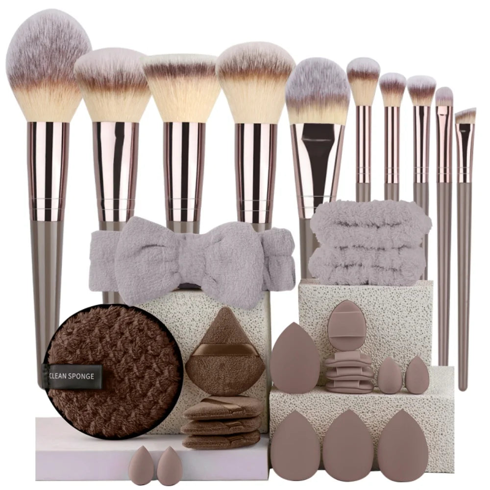 Makeup Brushes & Puff Set