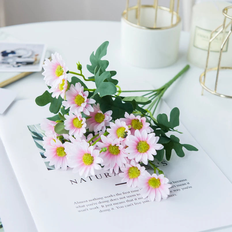 21-Head Silk Daisy Bouquet