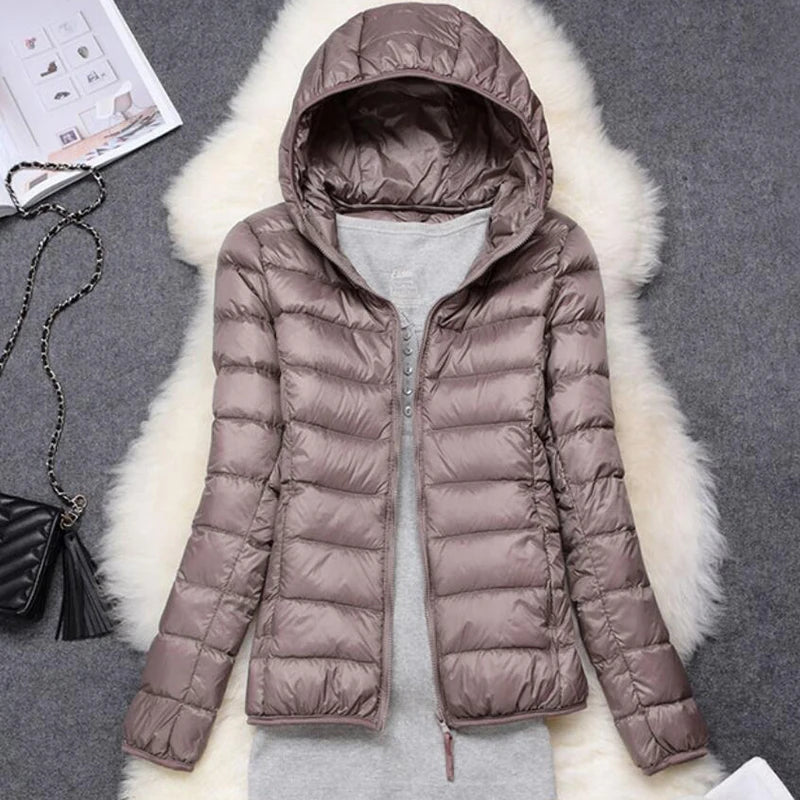Women's Packable Hooded Down Jacket