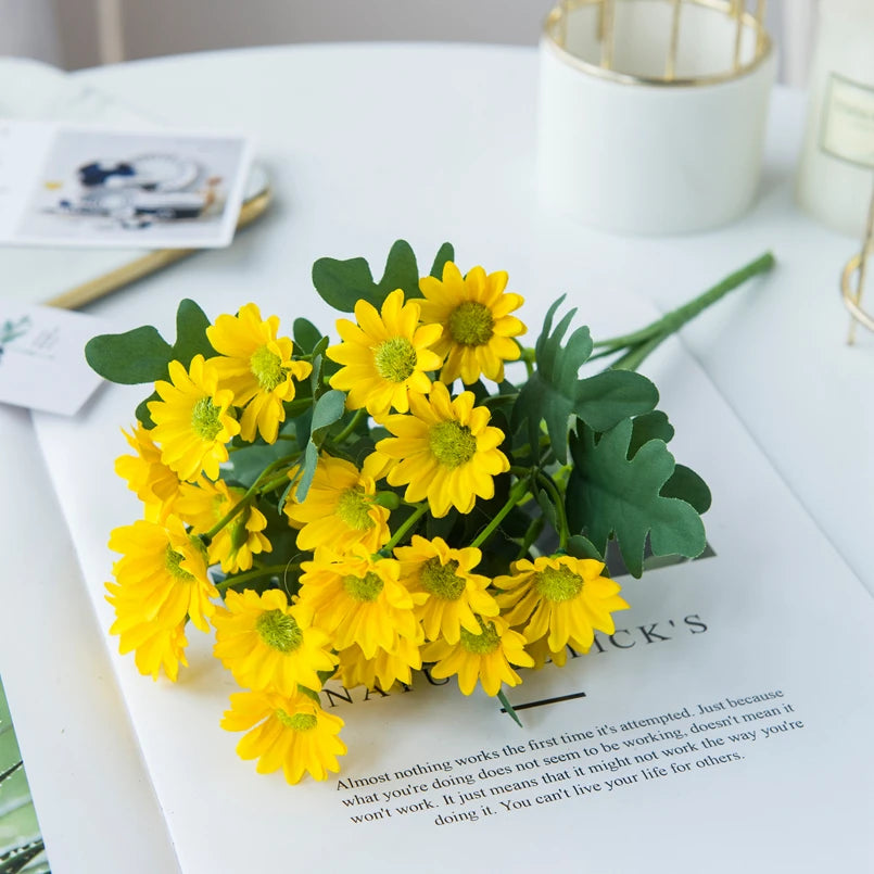 21-Head Silk Daisy Bouquet