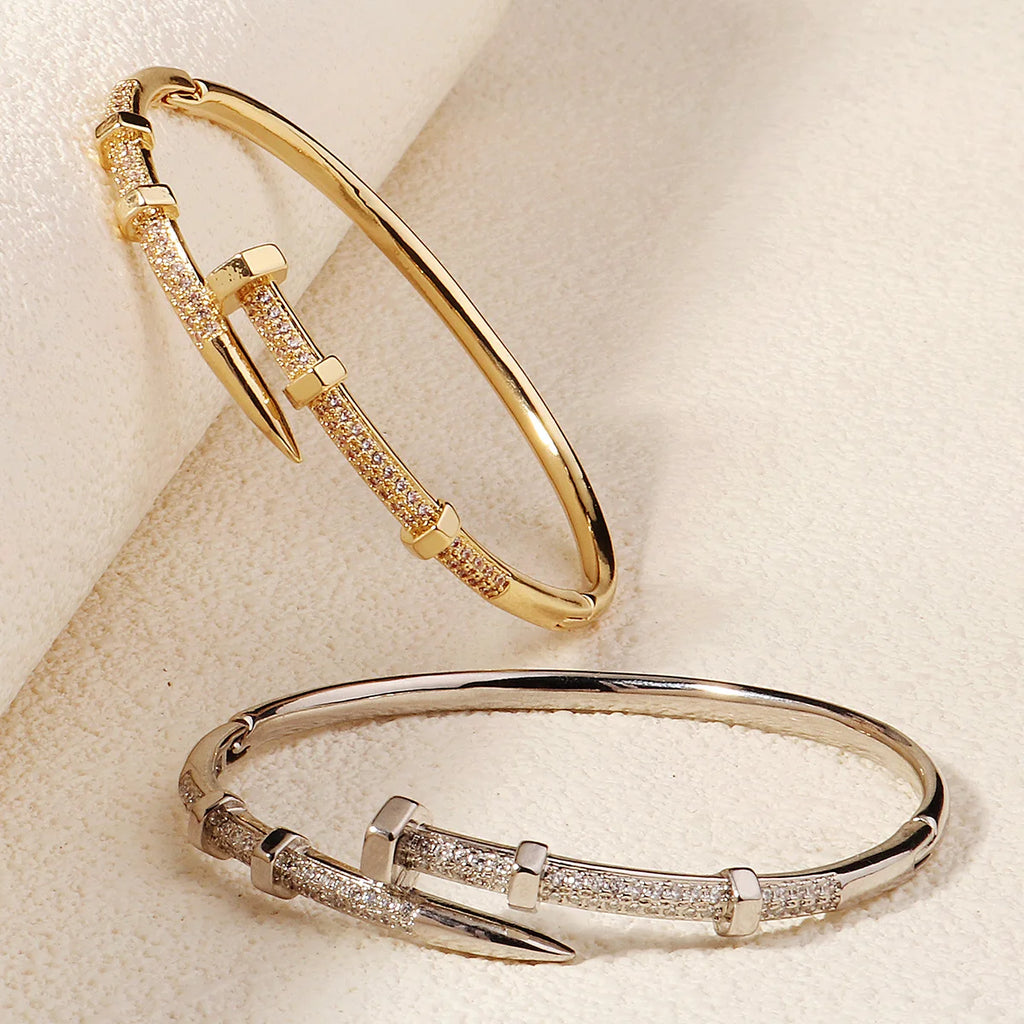 🌸 Zircon Open Bangle Bracelet