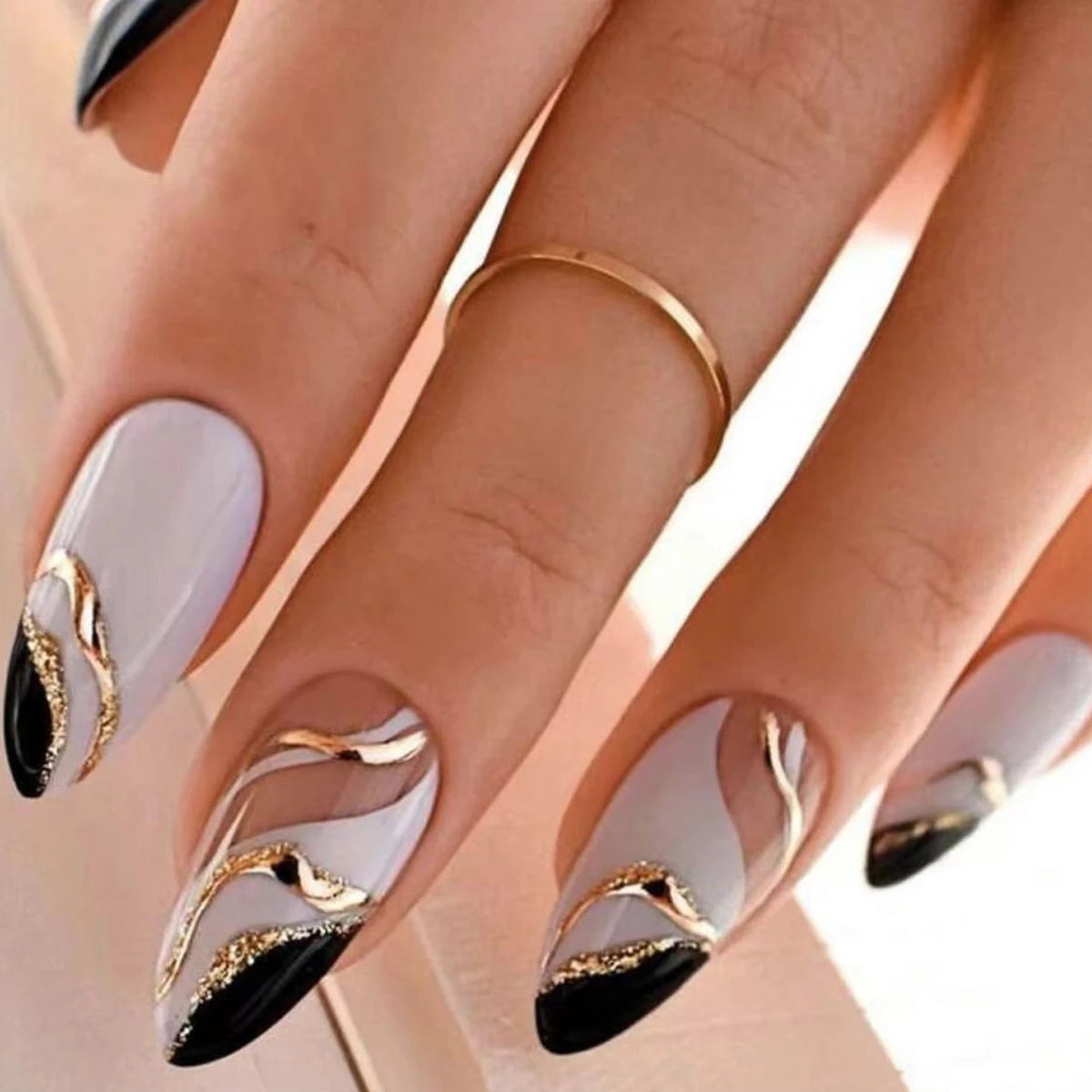 24-Piece Nude Pink Gold-Line Press-On Nails
