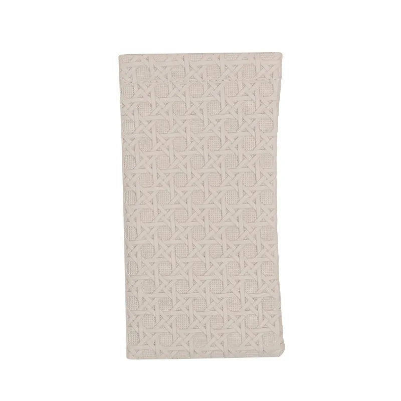 Self-Closing Long Travel Wallet