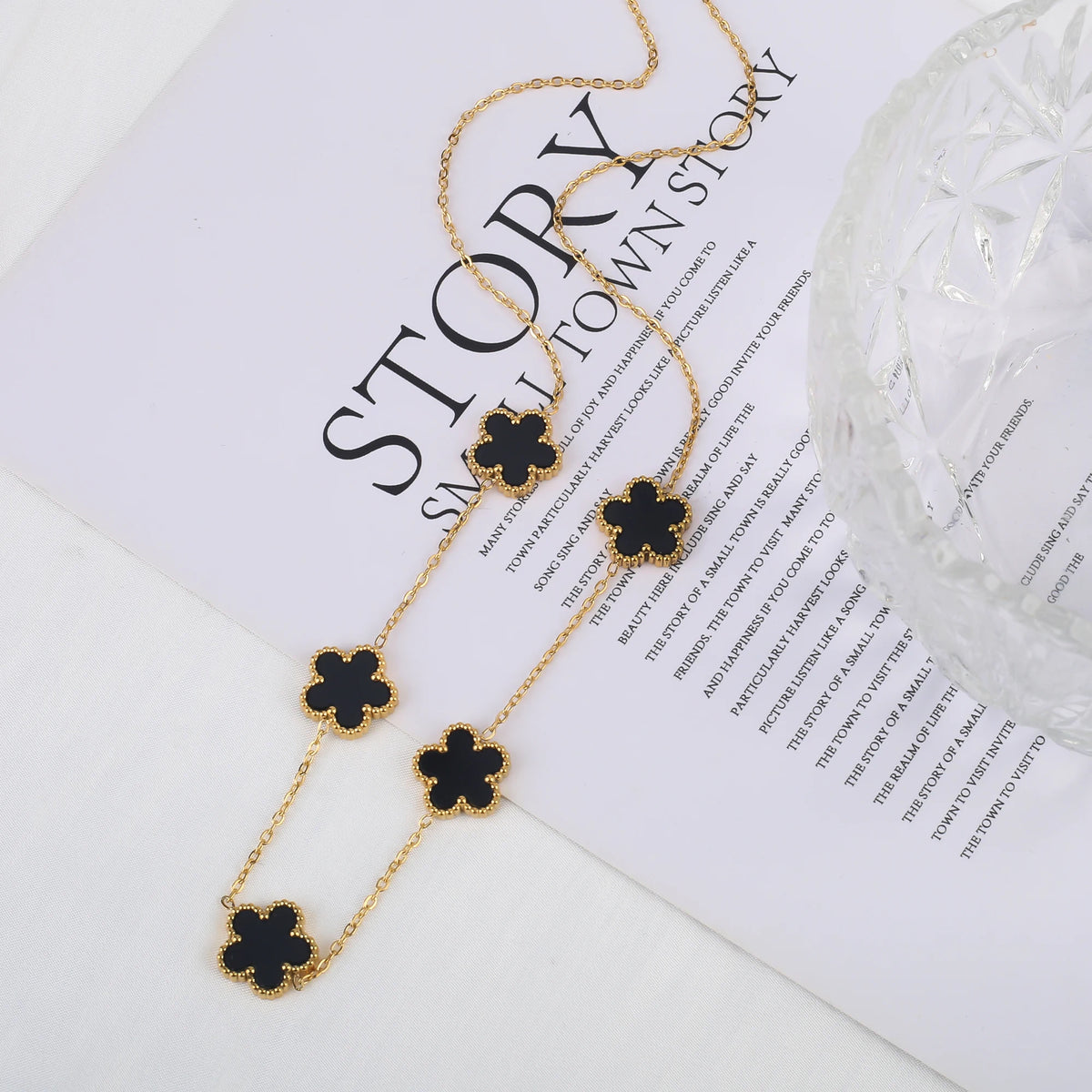 🍀 Five Leaf Clover Stainless Steel Bracelet