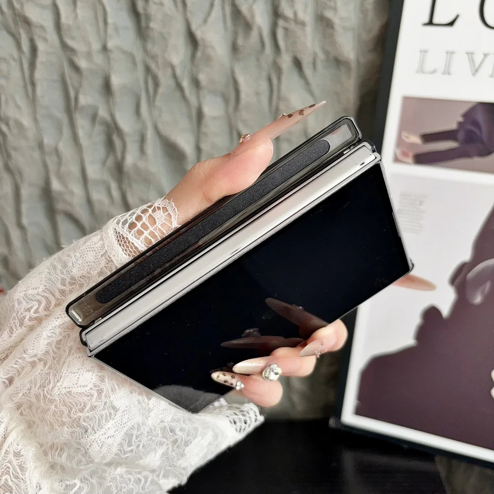 🧵 Pebbled Leather Magnetic Fold Case