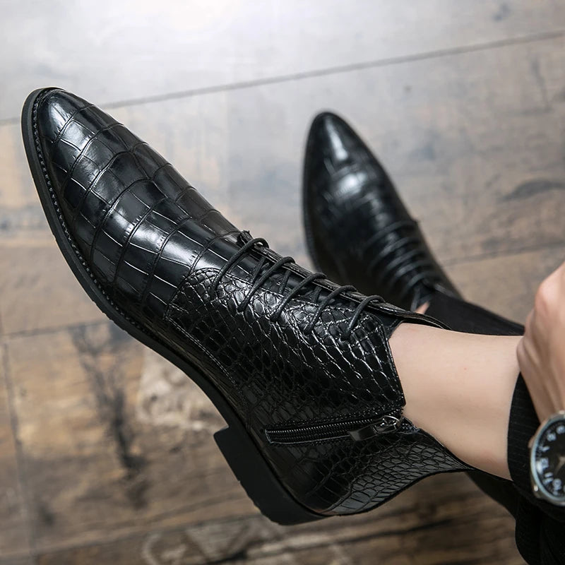 Men's Lace-Up Pointed Leather Boots