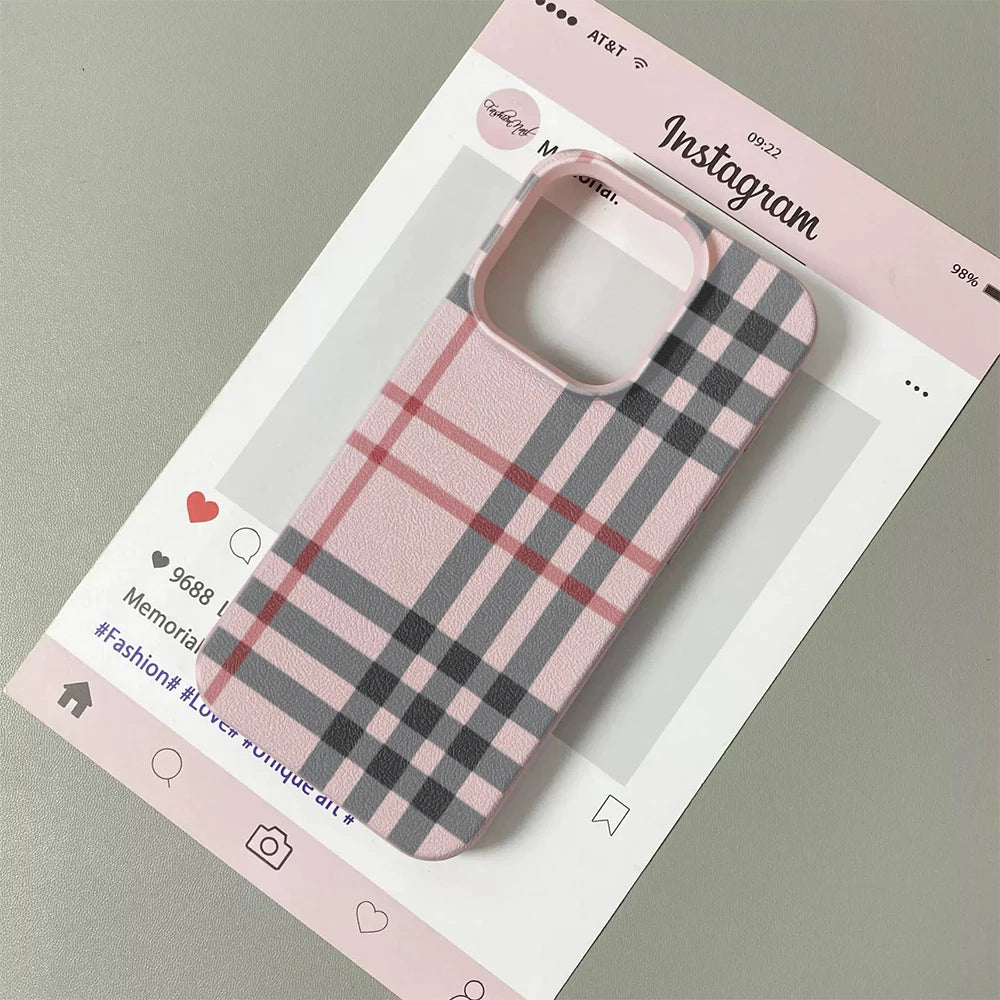 🟥 Classic Plaid Matte Case