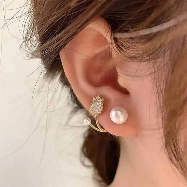 Heart Pearl Stud Earrings