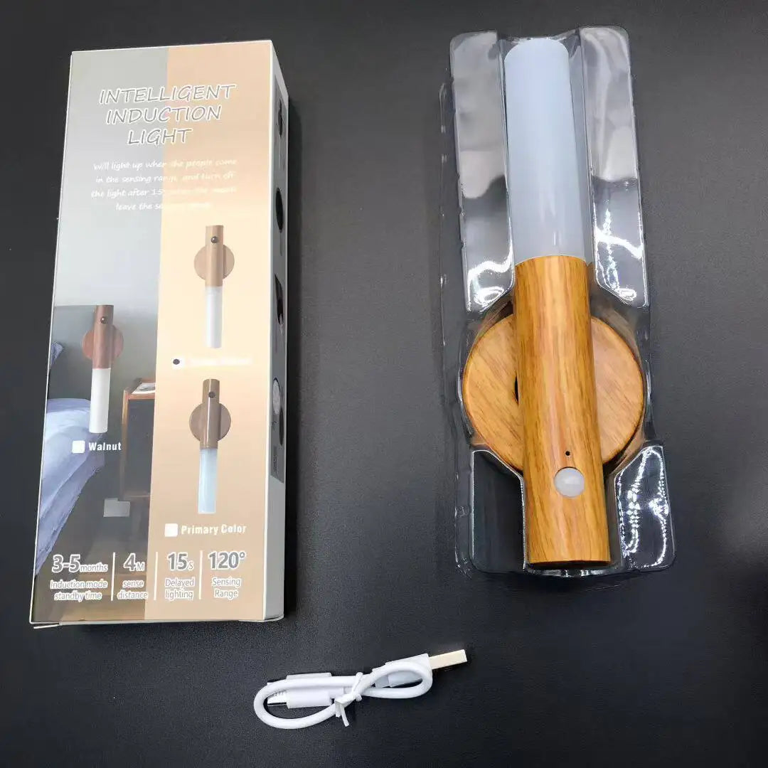 ضوء ليلي بحساس حركة قابل للشحن USB