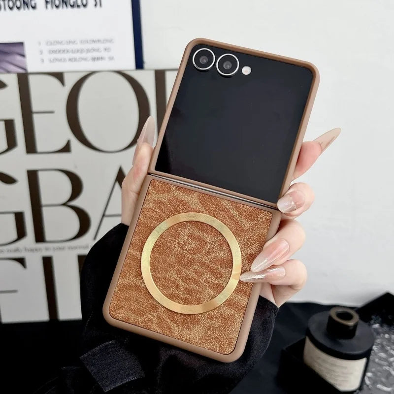 🐆 Leopard Leather Magsafe Flip Case