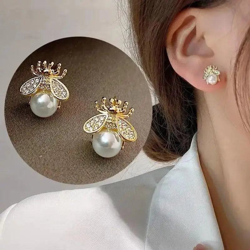 Heart Pearl Stud Earrings