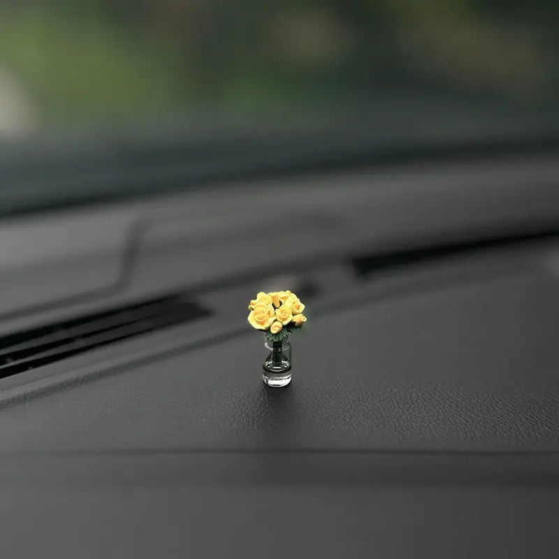 🌸 Mini Flower Vase Car Decoration