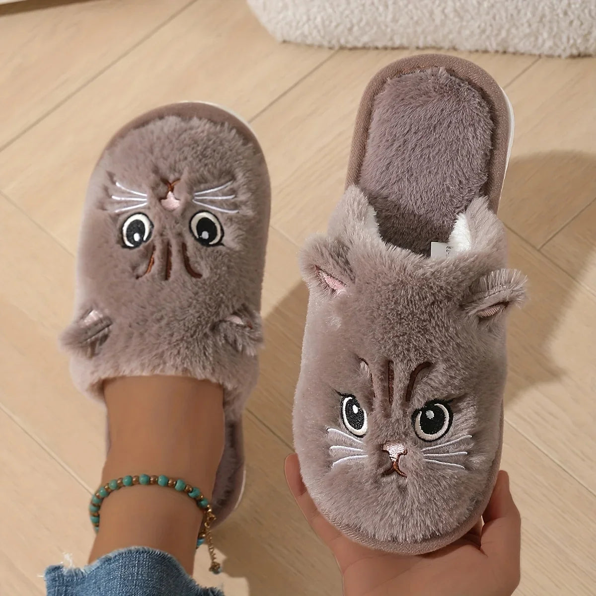 Women's Fuzzy Cat Slippers