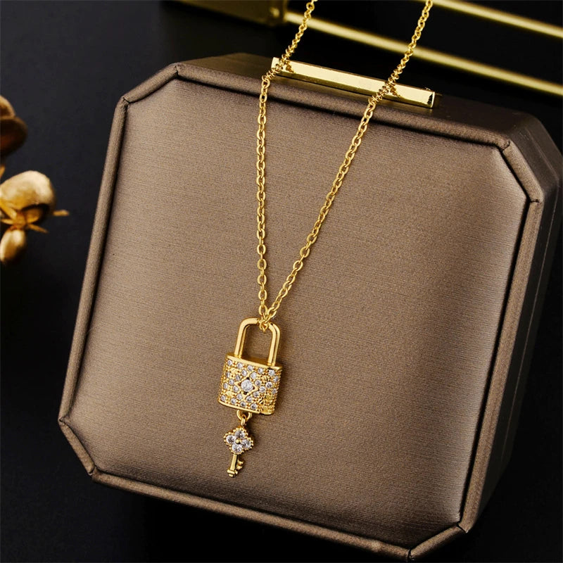 ✨ Light Luxury Zircon Crystal Necklace