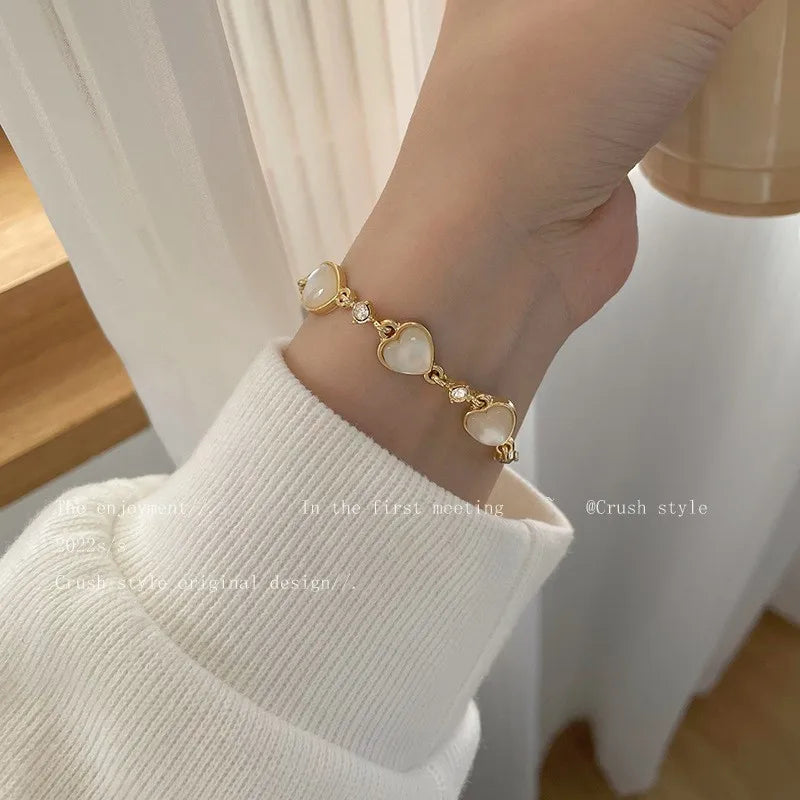 🌸 Zircon Flower Alloy Bracelet