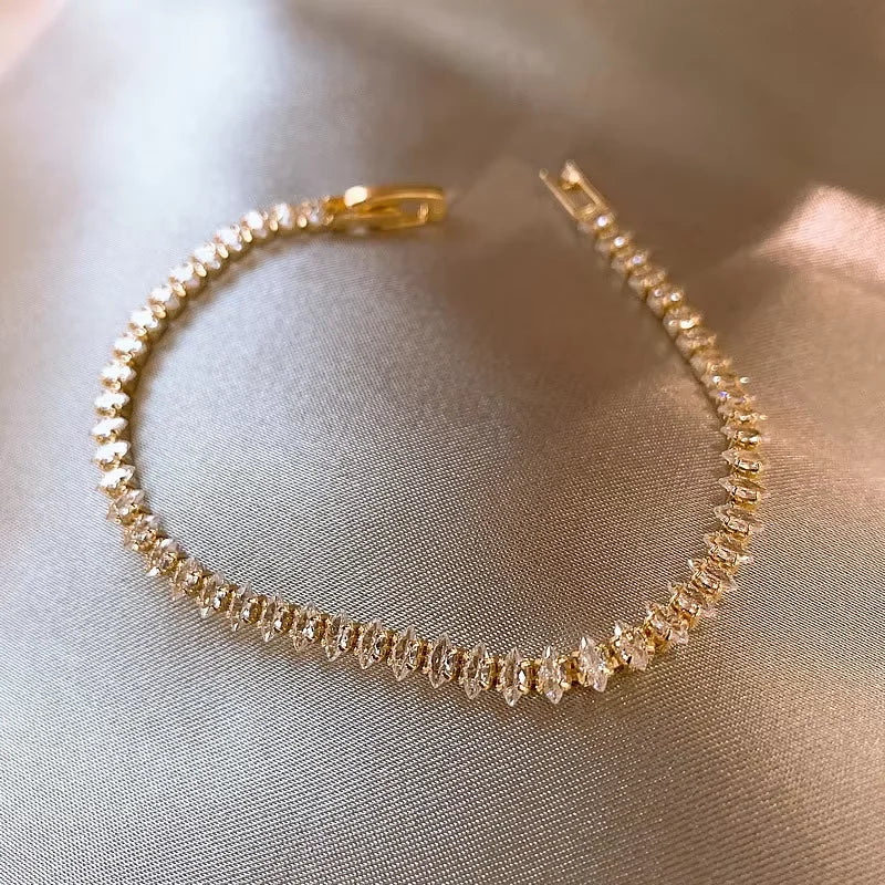💠 Luxury Roman Crystal Rhinestone Bracelet