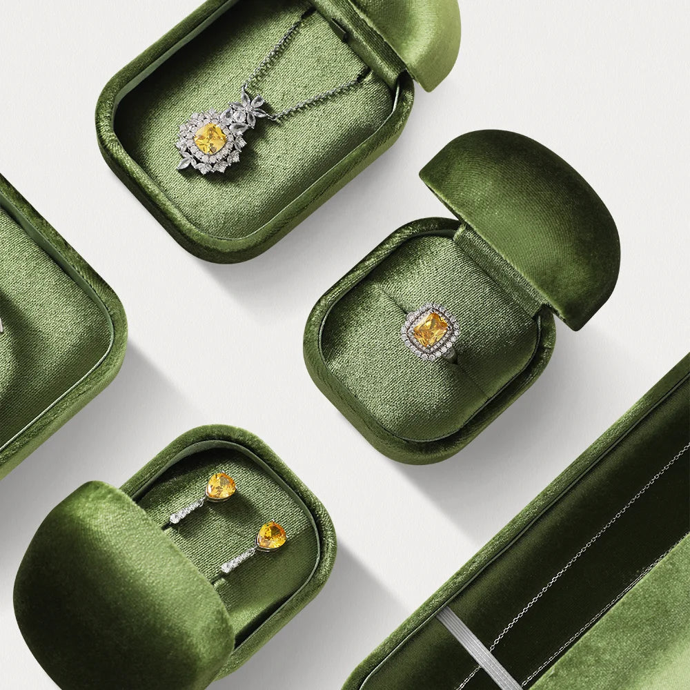 Velvet Ring & Jewelry Box