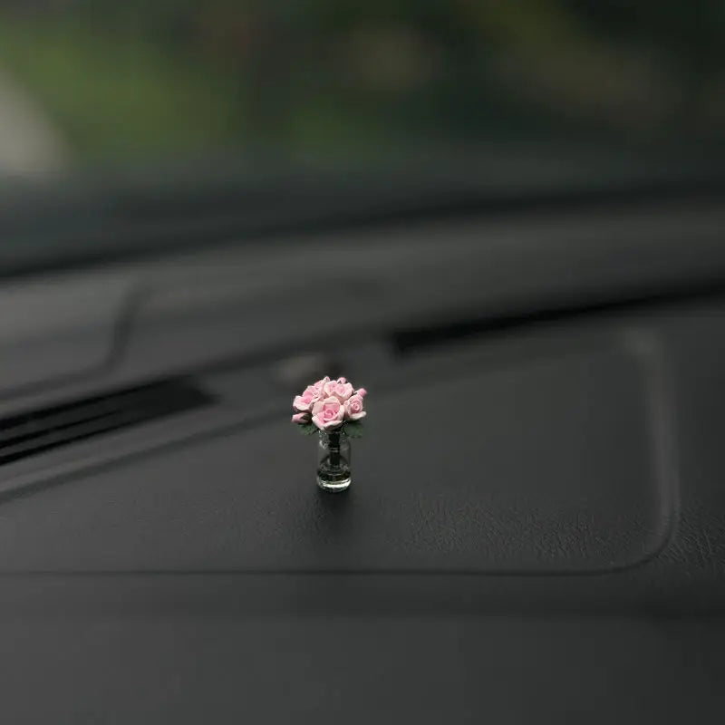 🌸 Mini Flower Vase Car Decoration