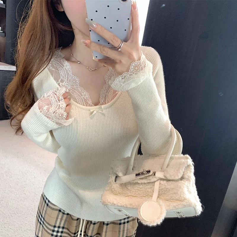 Lace Panel V-Neck Slim Sweater
