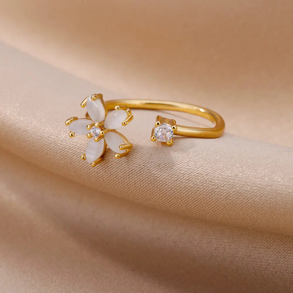 🌸 CZ Flower Adjustable Ring