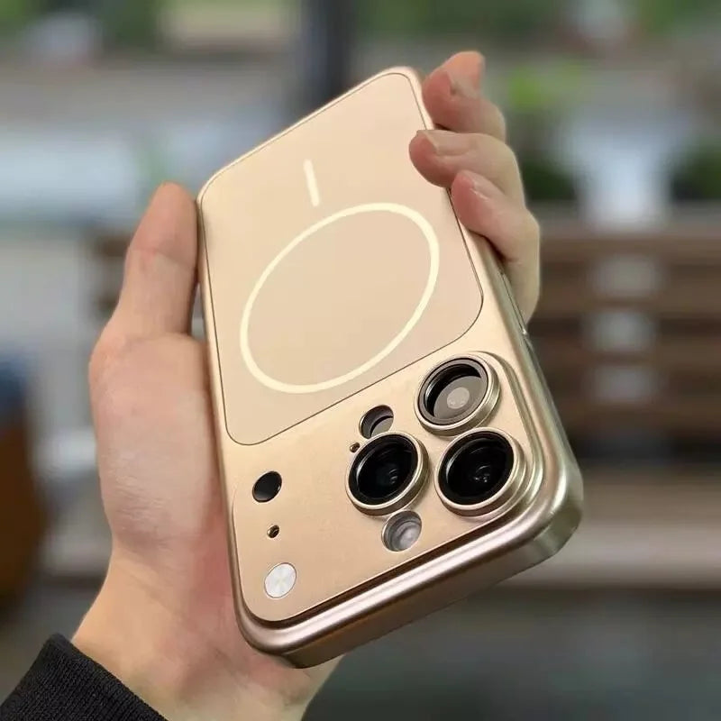 ⚙️ Metal Color Magnetic Charge Rugged Case