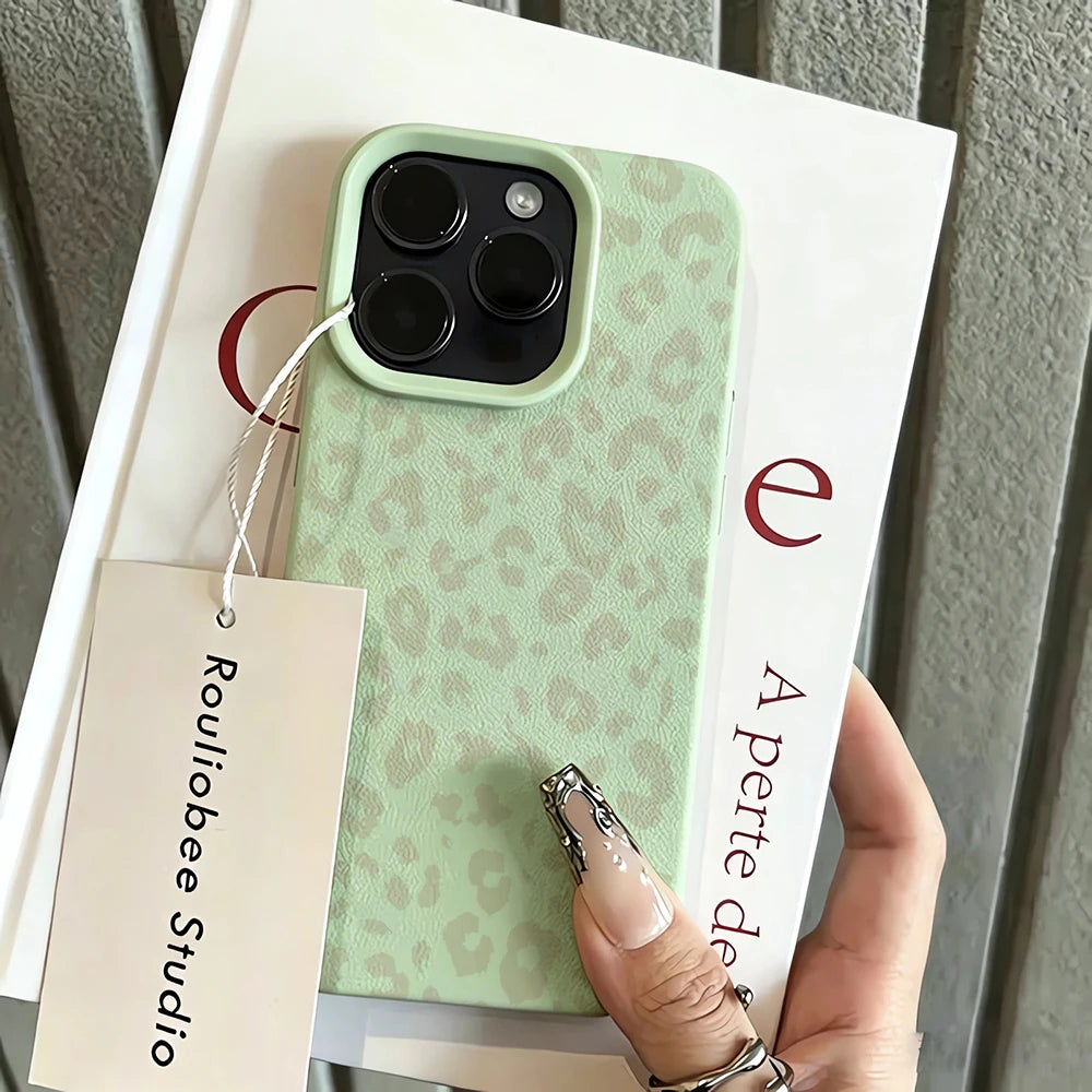 🐆 Pink Leopard Print Phone Case
