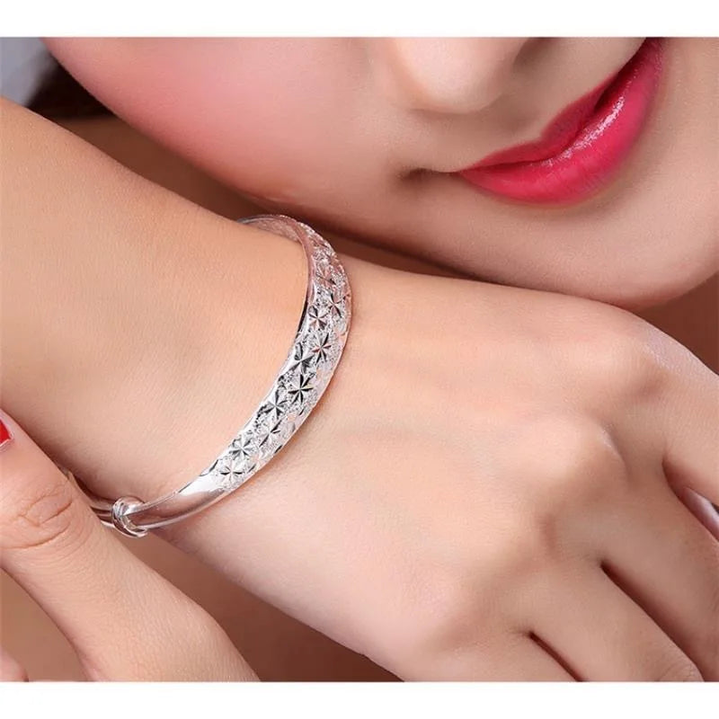 Gypsophila Star Bangle