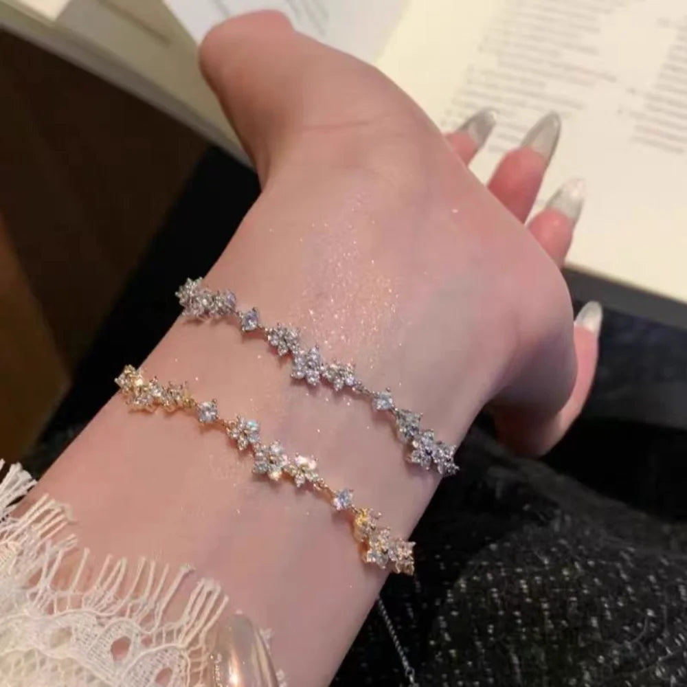 🌸 Zircon Flower Alloy Bracelet