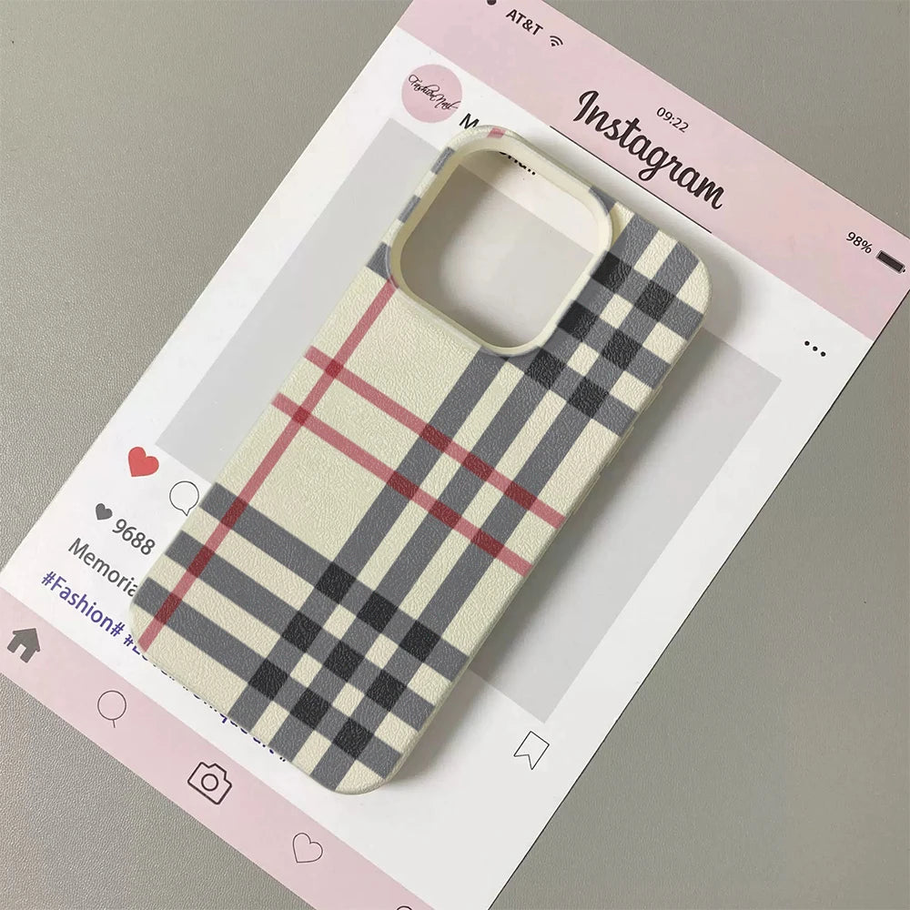 🟥 Classic Plaid Matte Case