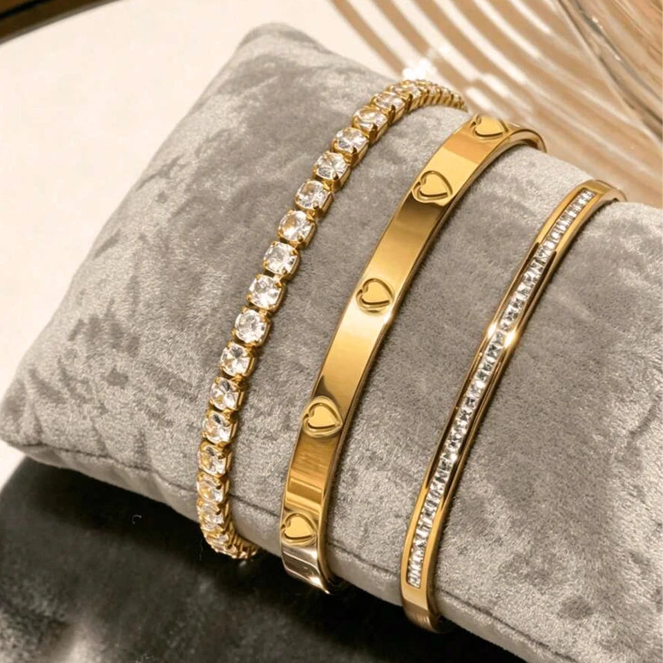 💖 Yupsk Heart Zircon Stackable Bracelet Set