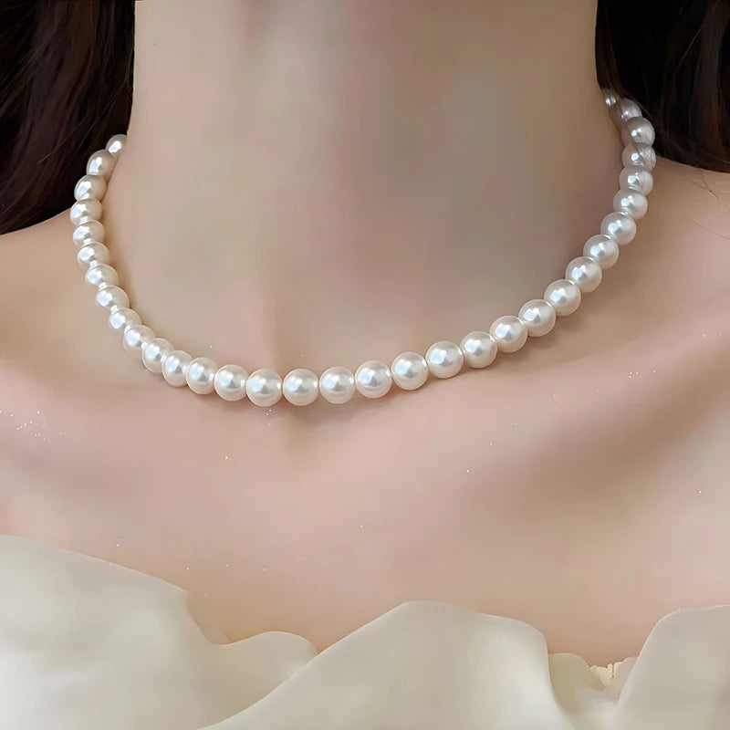 🤍 White Imitation Pearl Choker Necklace