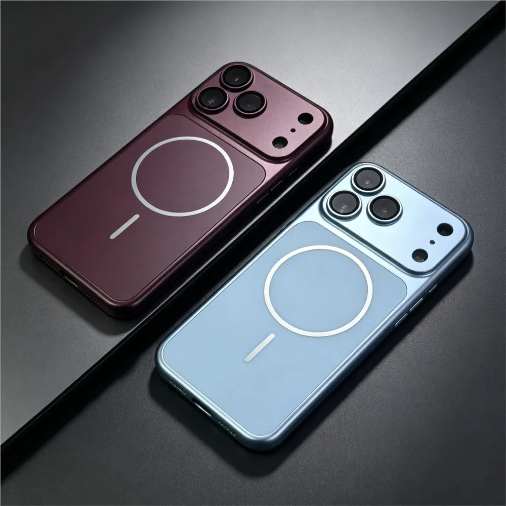 🔘 Metal Color Magnetic Charge Case