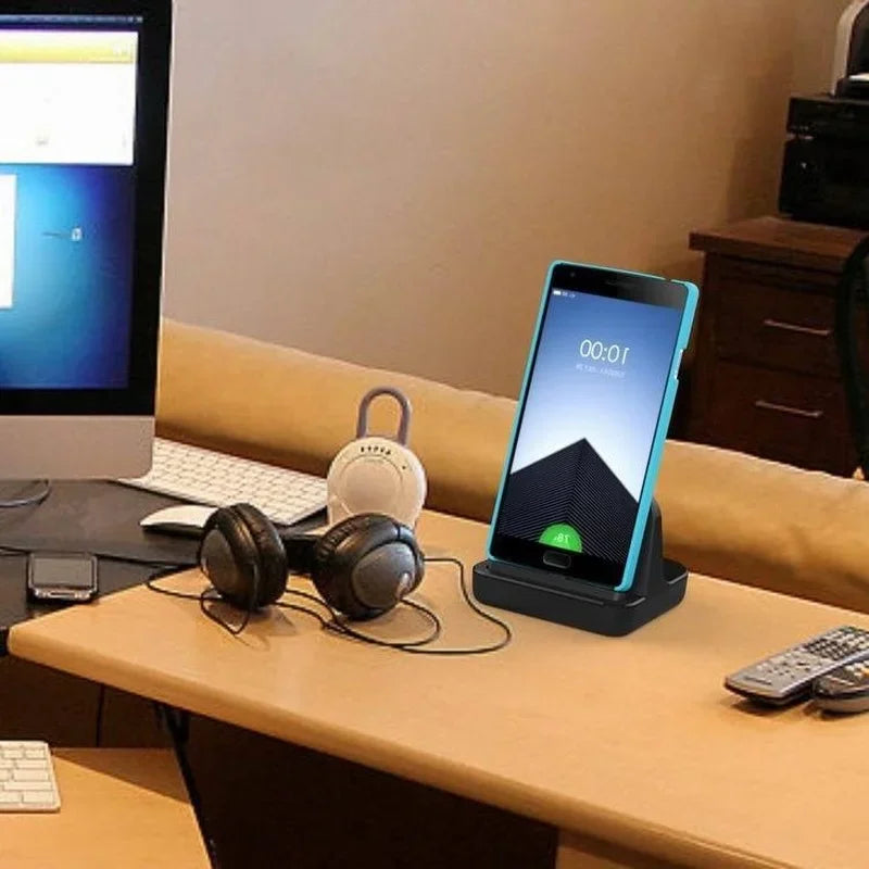 🔌 USB-C Desktop Charging Dock