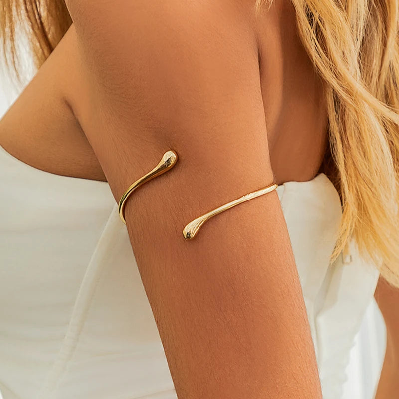 💧 Vintage Water Drop Open Cuff Bangle