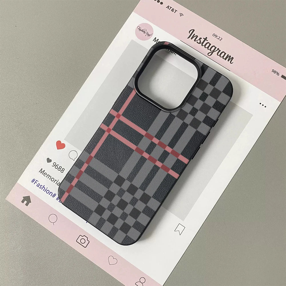 🟥 Classic Plaid Matte Case
