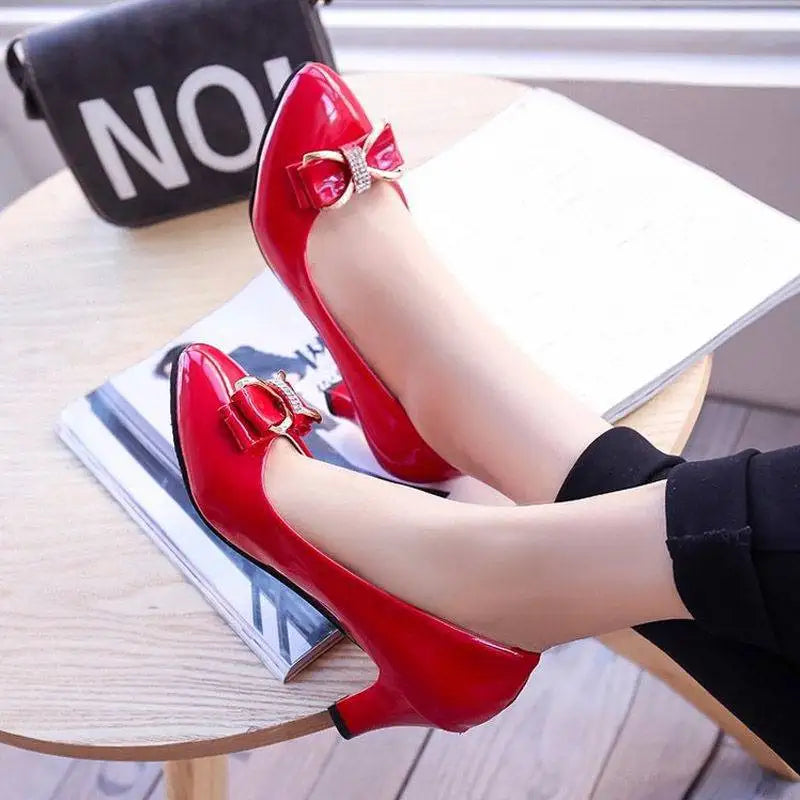 Women's Bow Patent Leather Pumps