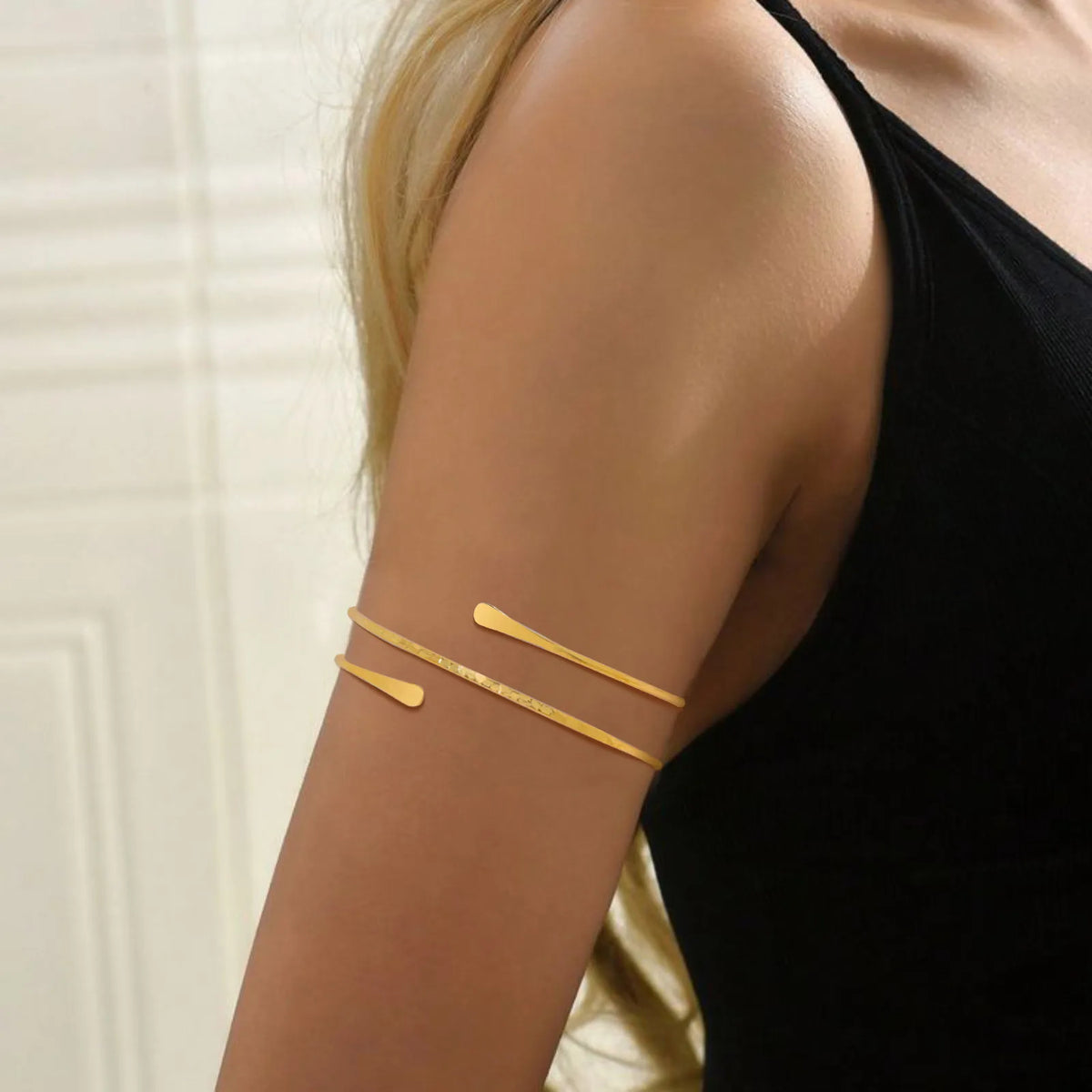 ⭕ Simple Upper Cuff Arm Bracelet