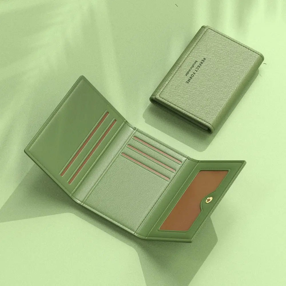 Lightweight Compact Bifold Wallet