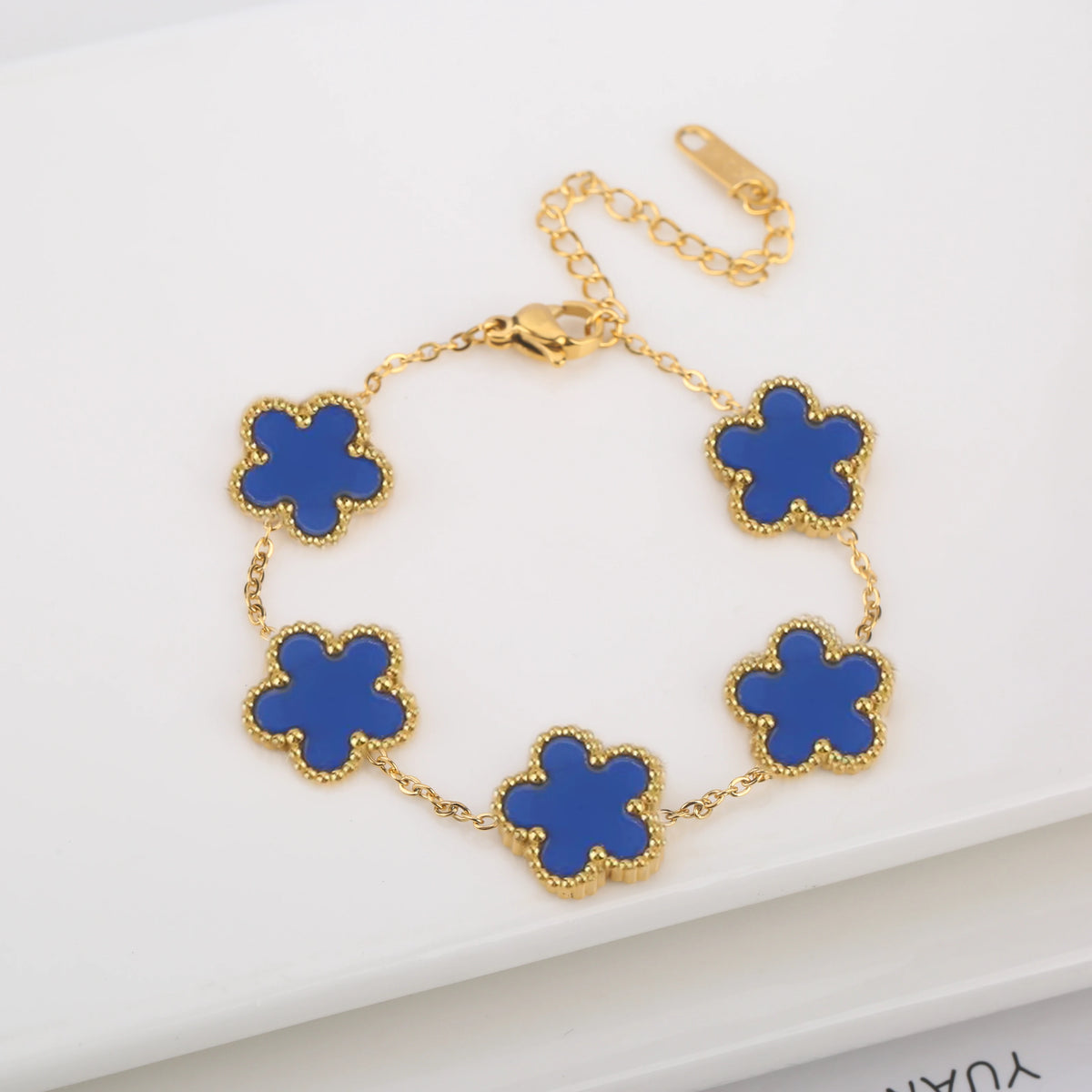 🍀 Five Leaf Clover Stainless Steel Bracelet