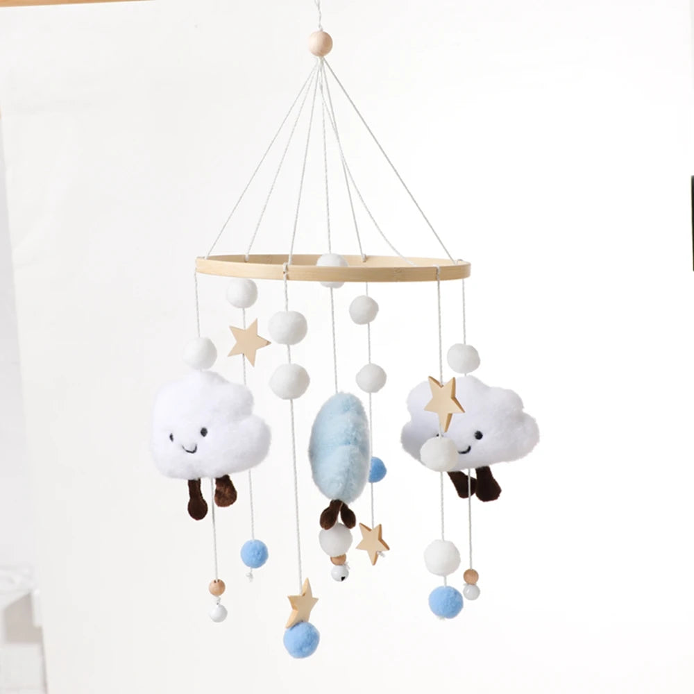 🧸 Wooden Bear Crib Mobile Rattle