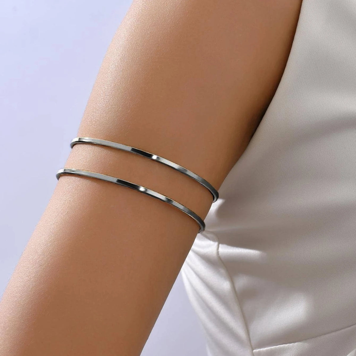 🔶 Vintage Geometric Upper Arm Bracelet
