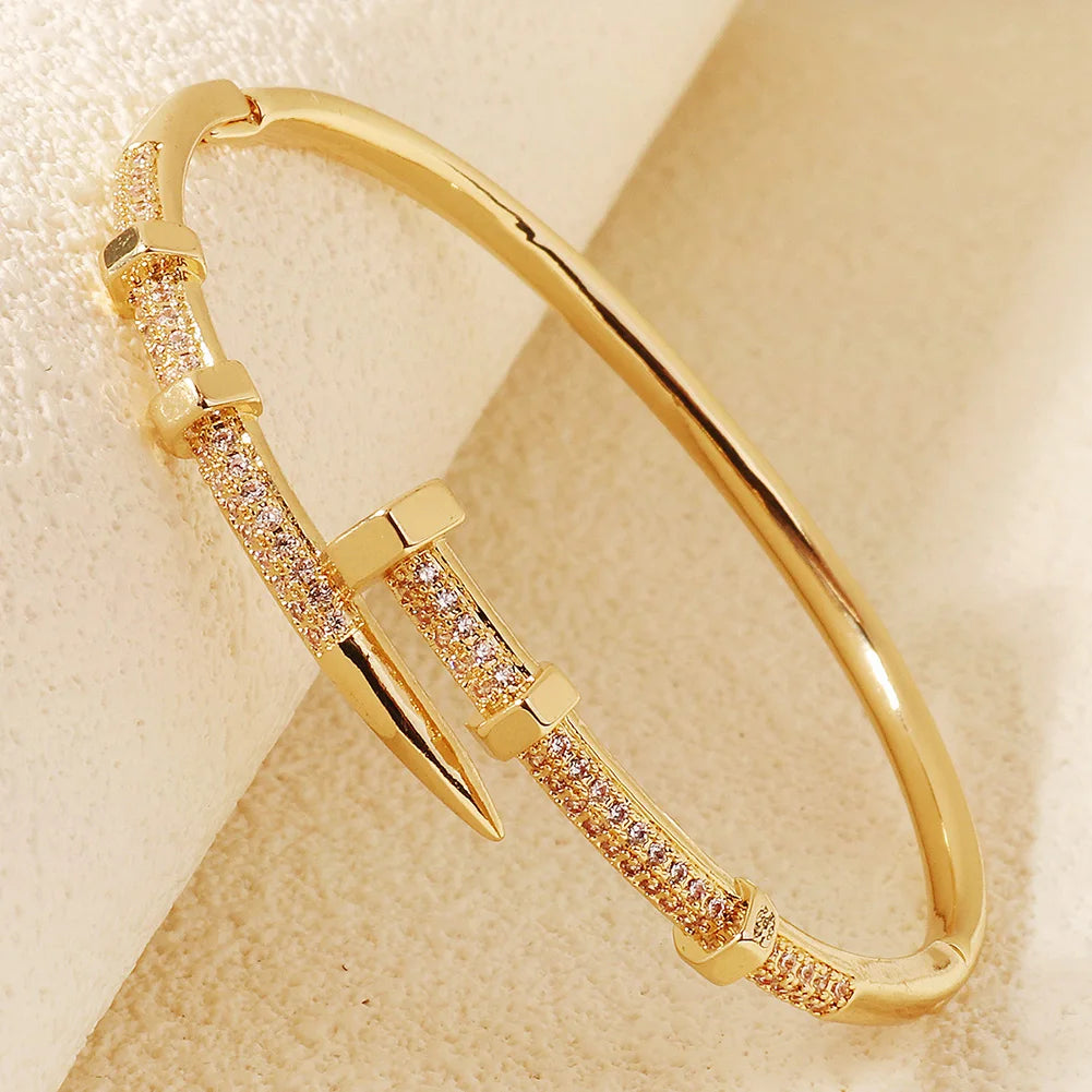 🌸 Zircon Open Bangle Bracelet