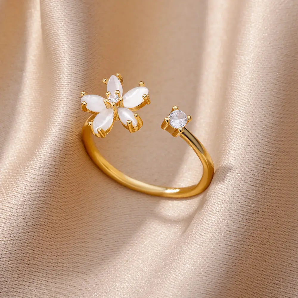 🌸 CZ Flower Adjustable Ring