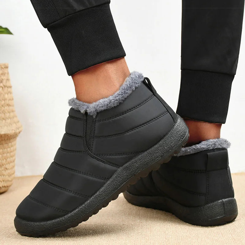 Men's Slip-On Fur-Lined Snow Boots