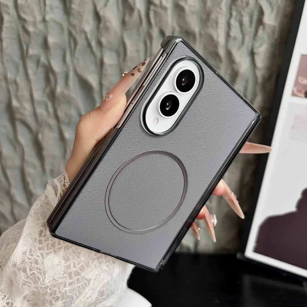🧵 Pebbled Leather Magnetic Fold Case