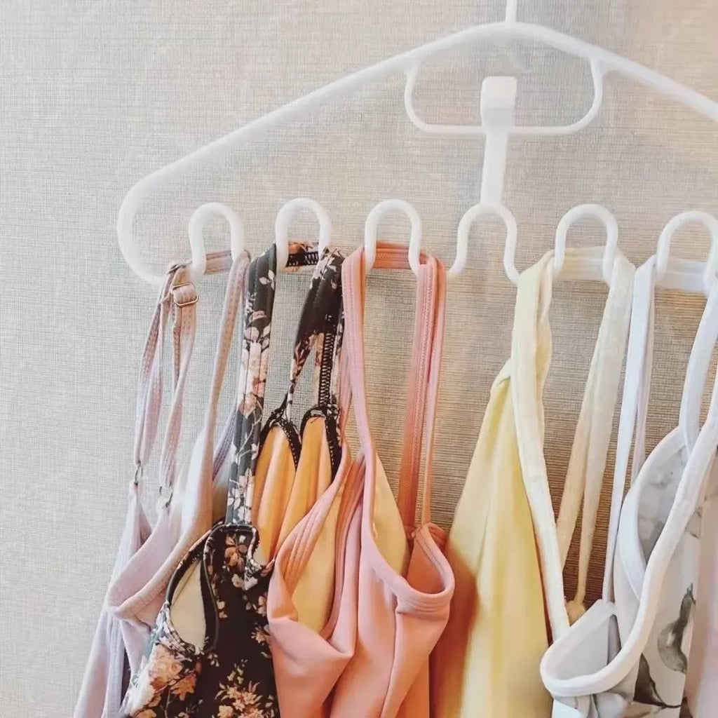 Wave Scarf & Accessory Hanger