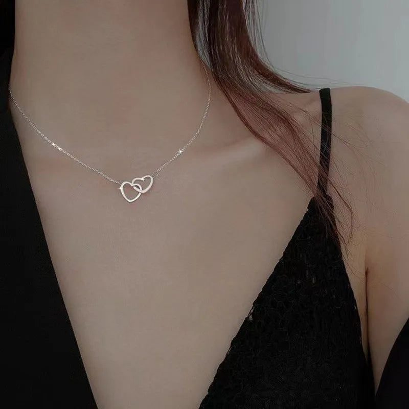 💖 Rhinestone Heart Choker Necklace