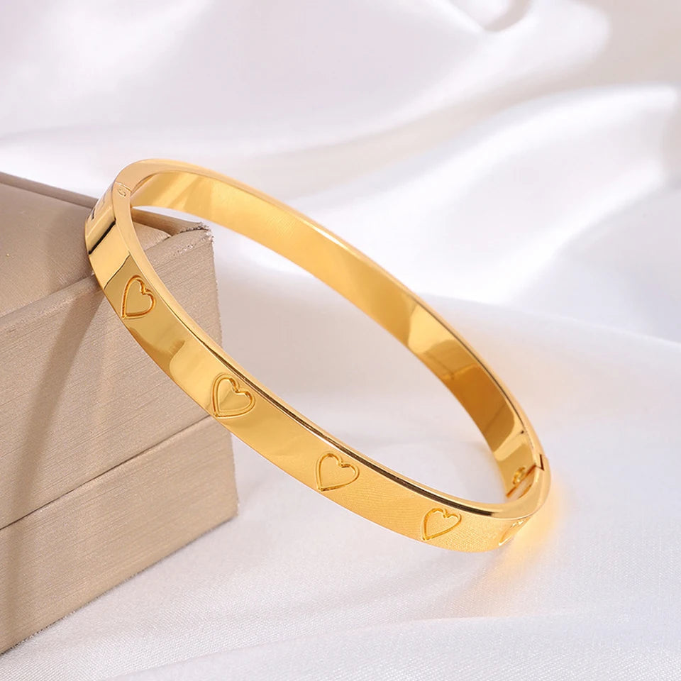 💖 Yupsk Heart Zircon Stackable Bracelet Set